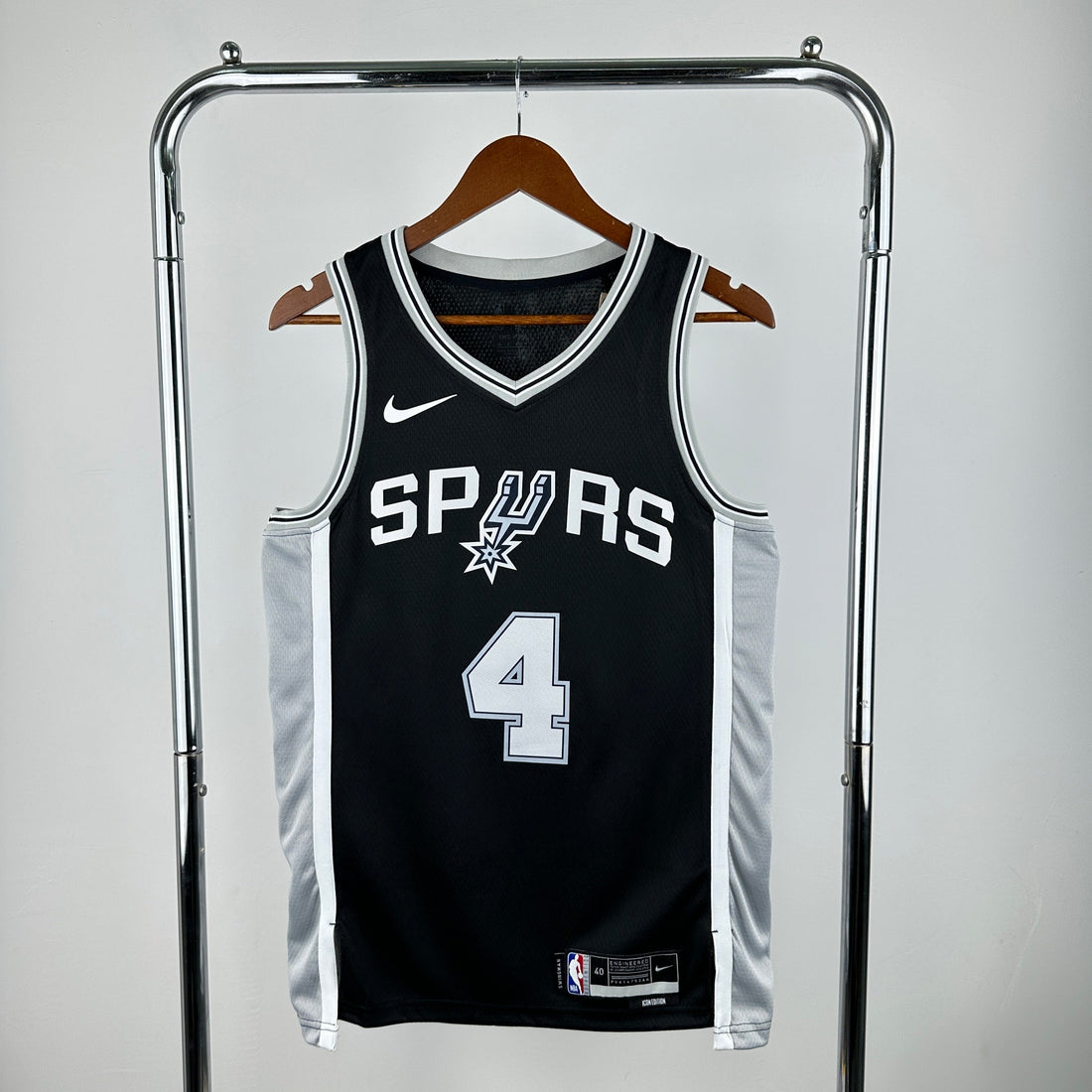 Men's #4 De'Aaron Fox San Antonio Spurs Basketball Jersey