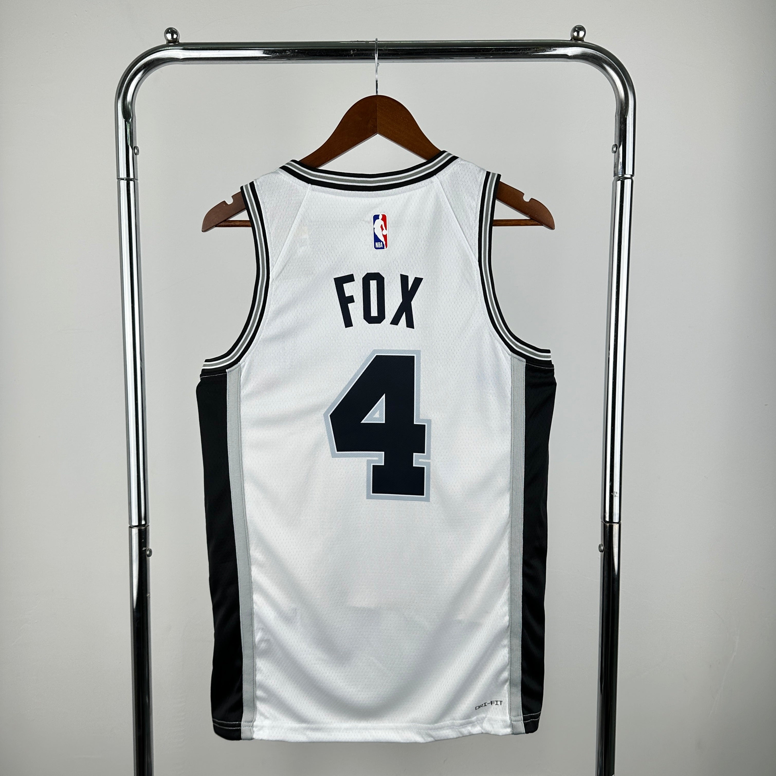 Men's #4 De'Aaron Fox San Antonio Spurs Basketball Jersey