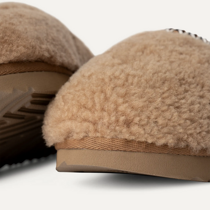 Women's Tasman Maxi Curly Slippers - Chestnut